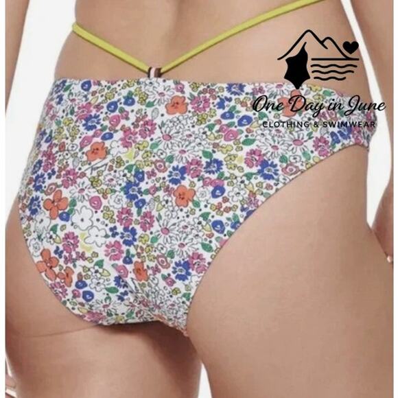 Tommy Hilfiger Moderate Coverage Bikini Bottom Size XL - Picture 2 of 7